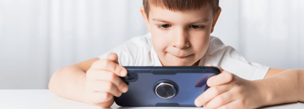 ¿El celular te está desconectando de tus hijos?