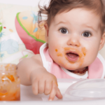 Alimentos sólidos para mi bebé… ¿cuándo debo iniciar?